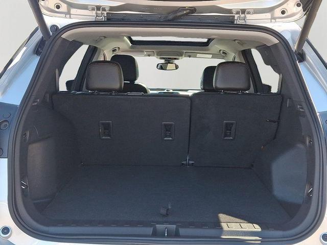 Photo of 2021 Silver Ice Metallic Chevrolet Equinox