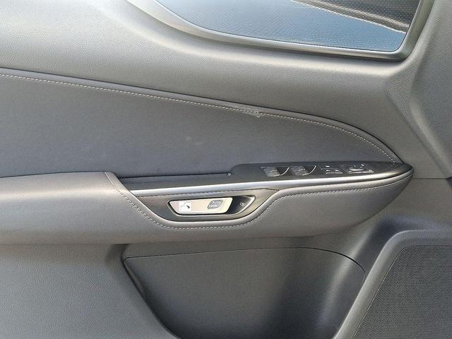 Photo of 2022 Eminent White Pearl Lexus NX 350