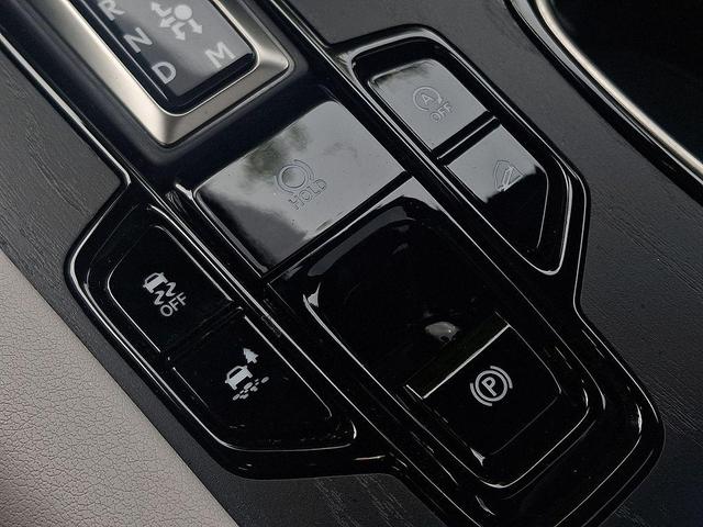 Photo of 2025 Iridium Lexus RX 350