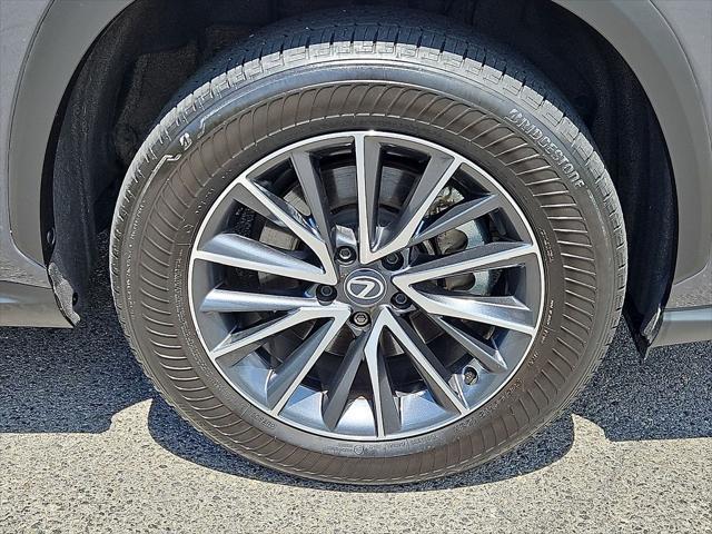 Photo of 2025 Cloudburst Gray Lexus NX 350