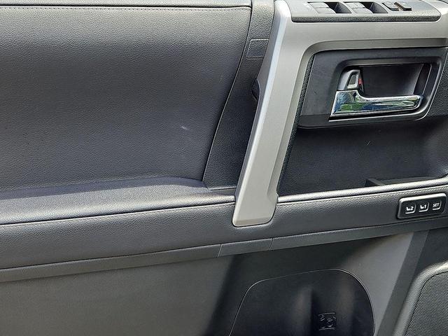 Photo of 2022 Blizzard Pearl Toyota 4Runner