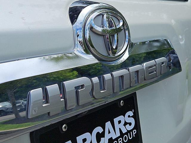 Photo of 2022 Blizzard Pearl Toyota 4Runner