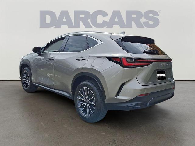 Photo of 2025 Atomic Silver Lexus NX 350