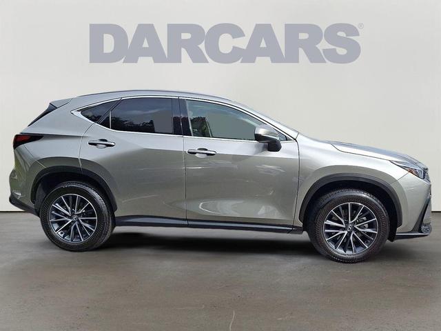 Photo of 2025 Atomic Silver Lexus NX 350