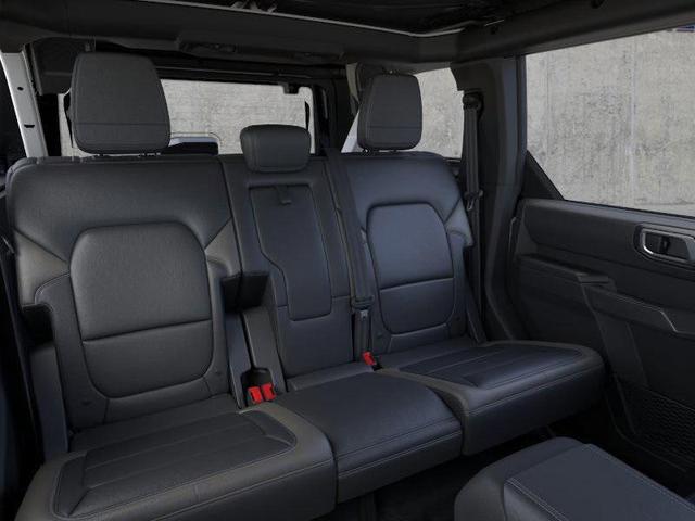 Photo of 2025 Oxford White Ford Bronco