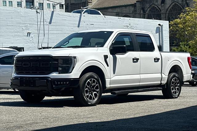Photo of 2023 Oxford White Ford F-150
