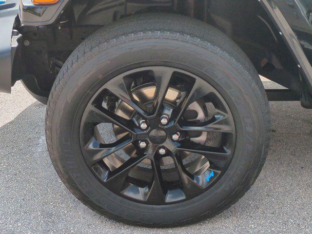 Photo of 2022 Black Clearcoat Jeep Wrangler Unlimited 4xe