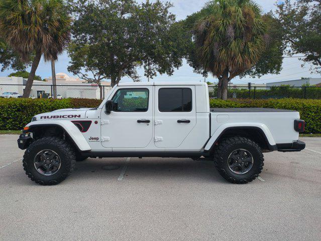 Photo of 2023 Bright White Clearcoat Jeep Gladiator