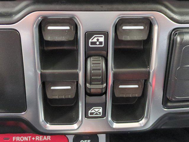 Photo of 2023 Bright White Clearcoat Jeep Gladiator