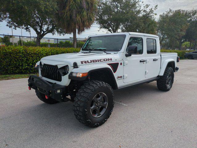 Photo of 2023 Bright White Clearcoat Jeep Gladiator