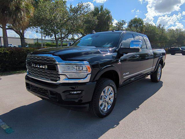 Photo of 2023 Diamond Black Crystal Pearlcoat RAM 2500