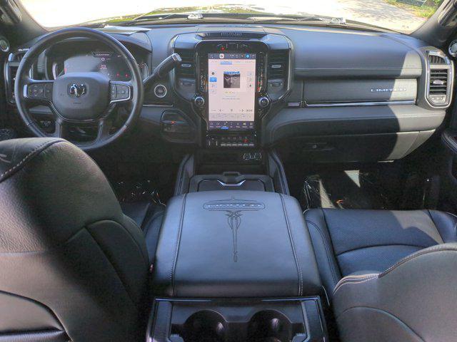 Photo of 2023 Diamond Black Crystal Pearlcoat RAM 2500