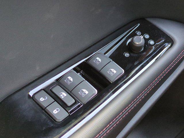 Photo of 2025 Diamond Black Crystal Pearlcoat Jeep Wagoneer S