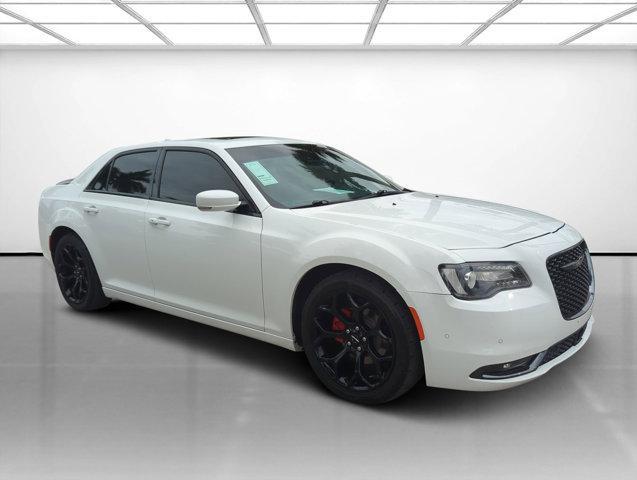 2018 Chrysler 300