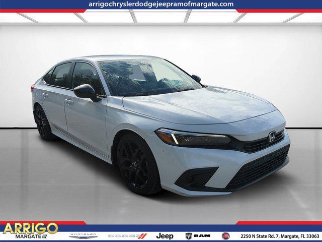 Photo of 2022 Platinum White Pearl Honda Civic