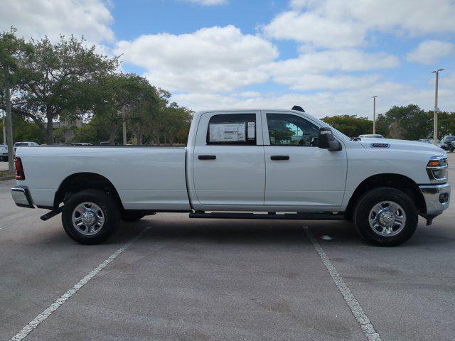 Photo of 2025 Bright White Clearcoat RAM 2500