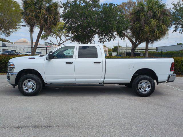 Photo of 2025 Bright White Clearcoat RAM 2500