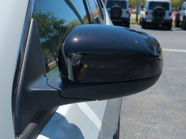 Photo of 2025 Bright White Clearcoat Jeep Compass