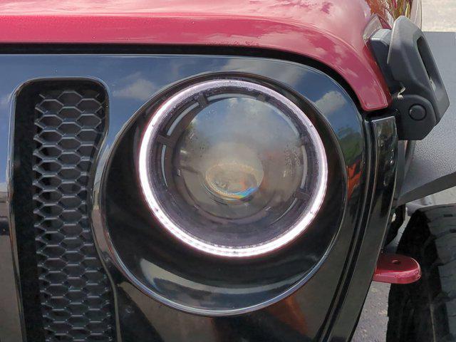 Photo of 2021 Snazzberry Pearlcoat Jeep Wrangler Unlimited