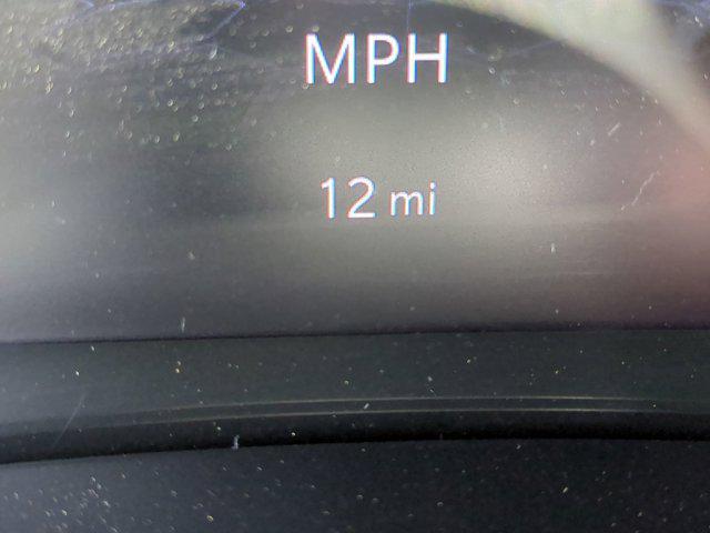 Photo of 2025 Bright White Clearcoat Jeep Compass