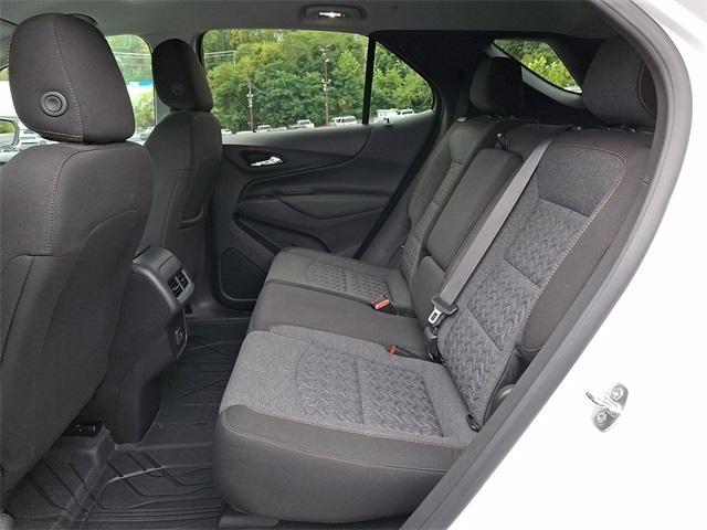 Photo of 2023 Summit White Chevrolet Equinox