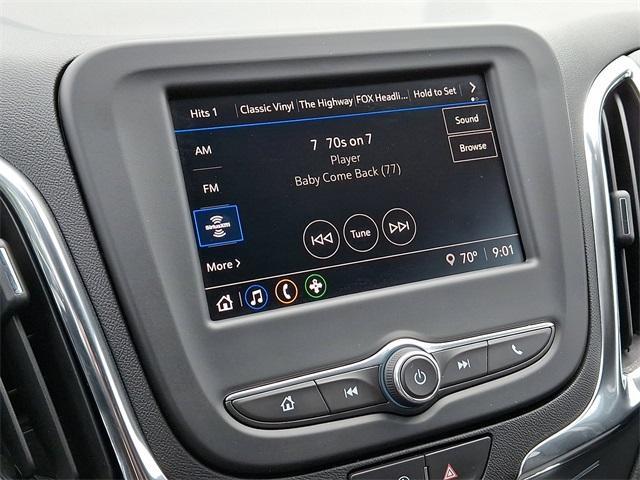 Photo of 2023 Summit White Chevrolet Equinox