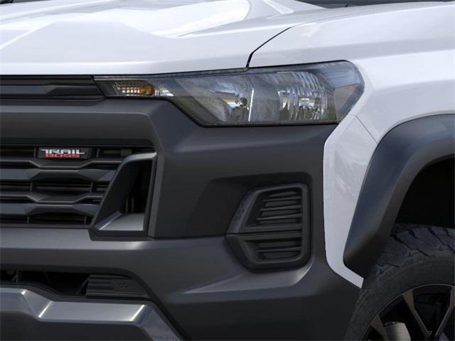 Photo of 2026 Summit White Chevrolet Colorado