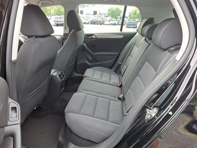 Photo of 2014 Black Volkswagen Golf