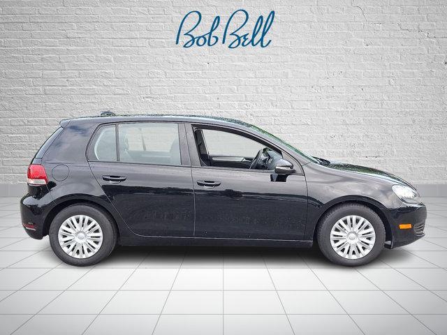 Photo of 2014 Black Volkswagen Golf