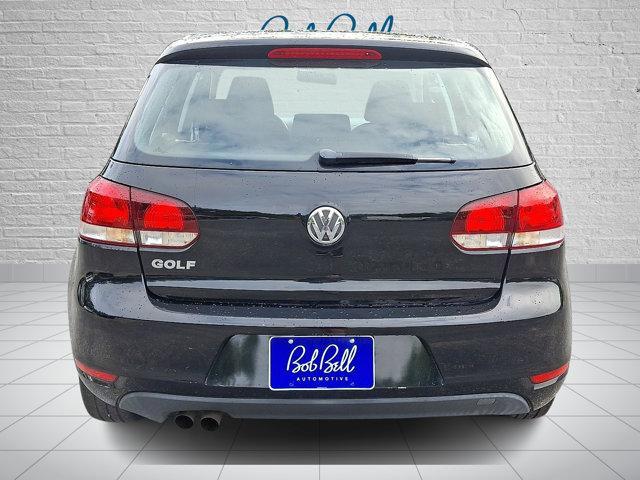 Photo of 2014 Black Volkswagen Golf