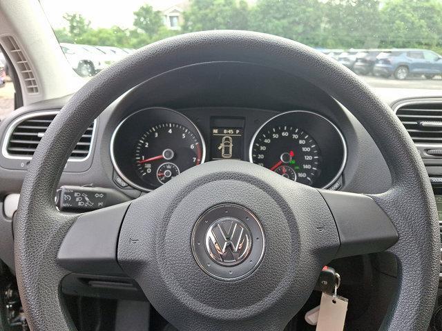 Photo of 2014 Black Volkswagen Golf