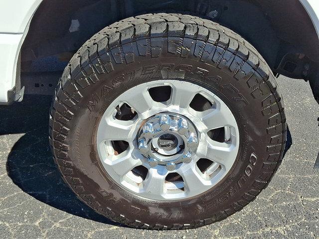 Photo of 2024 Oxford White Ford F-250