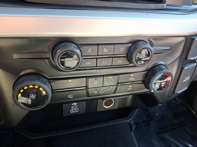 Photo of 2024 Oxford White Ford F-250