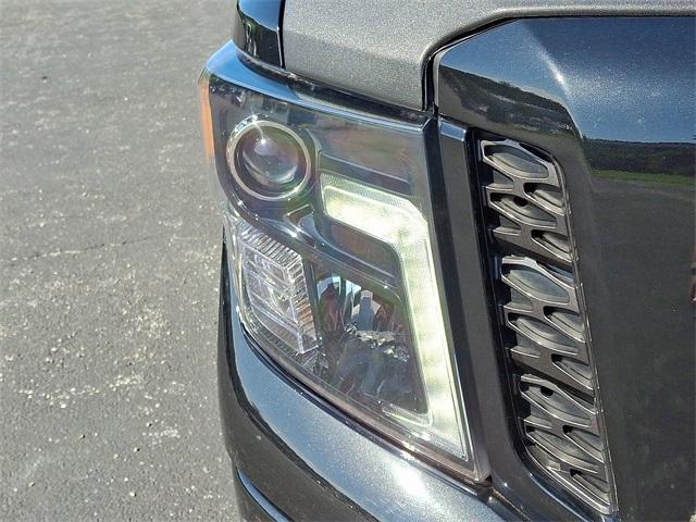 Photo of 2019 Magnetic Black Nissan Titan XD