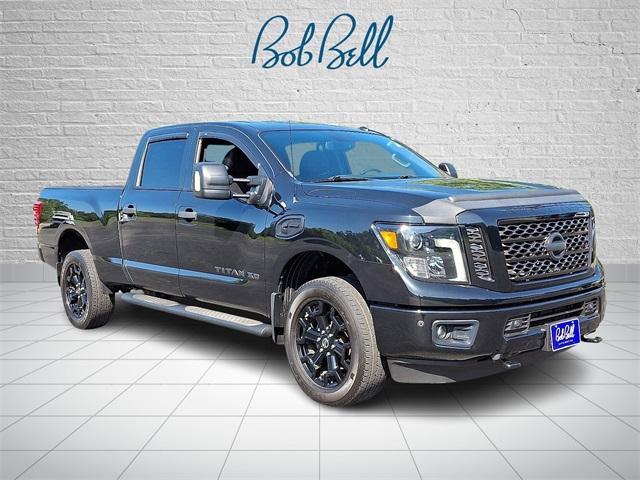Photo of 2019 Magnetic Black Nissan Titan XD