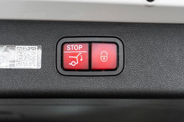 Photo of 2025 Polar White Mercedes-Benz E-Class