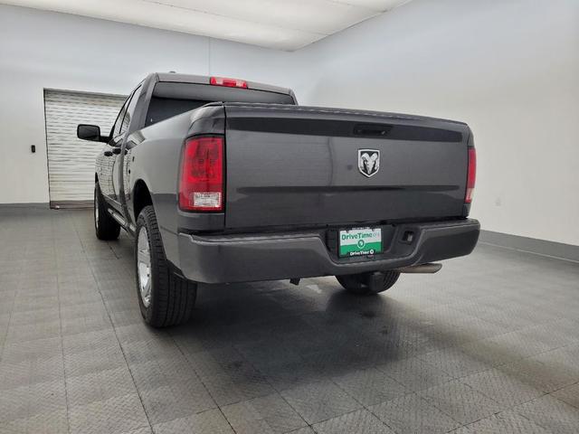 Photo of 2018 Granite Crystal Metallic Clearcoat RAM 1500