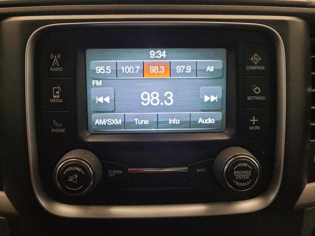 Photo of 2018 Granite Crystal Metallic Clearcoat RAM 1500