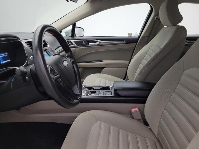 Photo of 2018 Ingot Silver Metallic Ford Fusion Hybrid