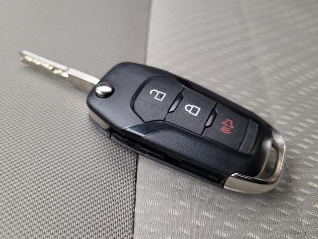 Photo of 2019 Moondust Silver Metallic Ford EcoSport
