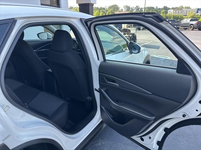 Photo of 2025 Snowflake White Pearl Mica Mazda CX-30