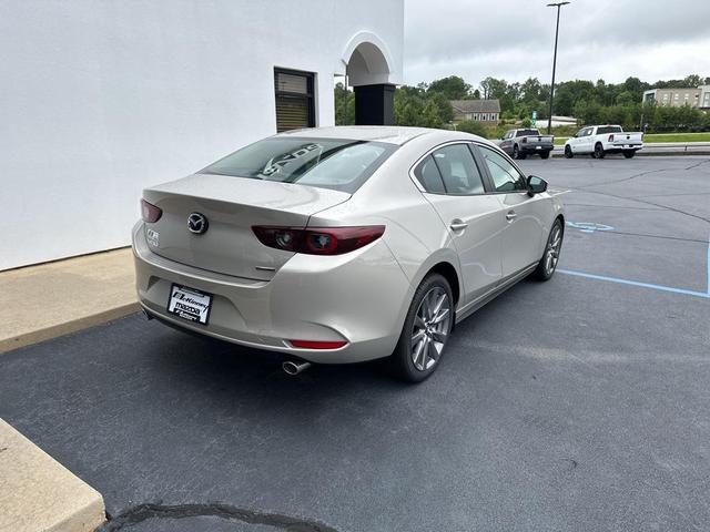 Photo of 2025 Platinum Mazda Mazda3