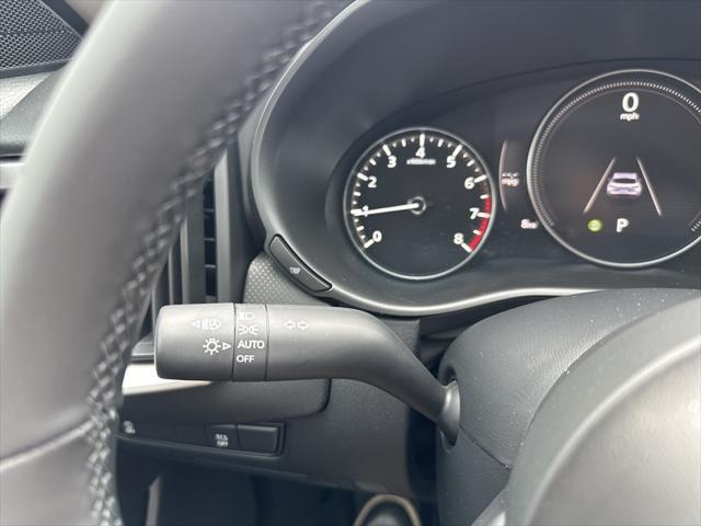Photo of 2025 wind chill pearl Mazda CX-50
