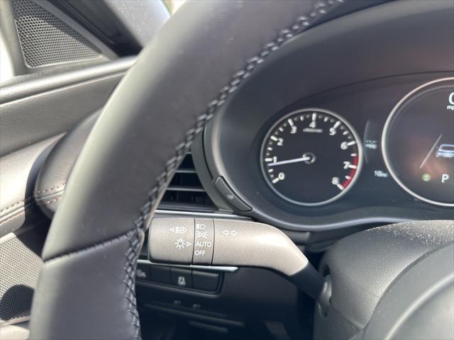 Photo of 2025 Machine Gray Metallic Mazda Mazda3