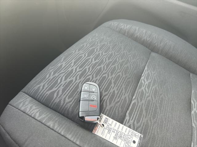 Photo of 2025 Vapor Gray Dodge Durango