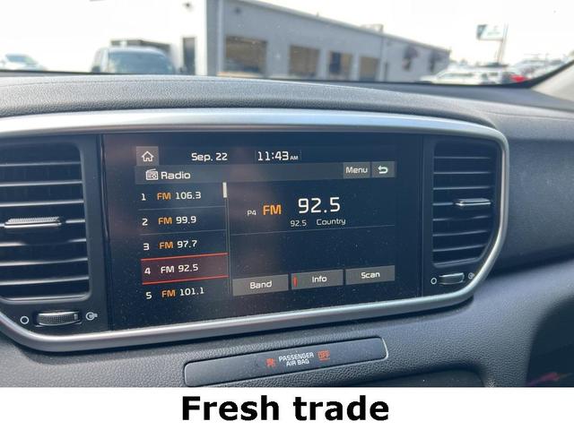 Photo of 2022 Pacific Blue Kia Sportage