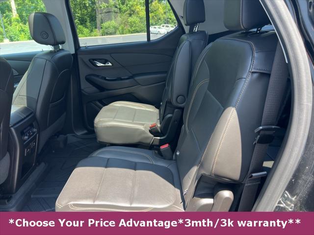 Photo of 2021 Mosaic Black Metallic Chevrolet Traverse