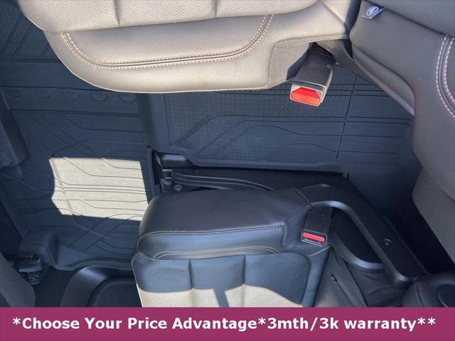 Photo of 2021 Mosaic Black Metallic Chevrolet Traverse