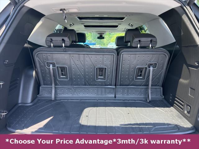 Photo of 2021 Mosaic Black Metallic Chevrolet Traverse