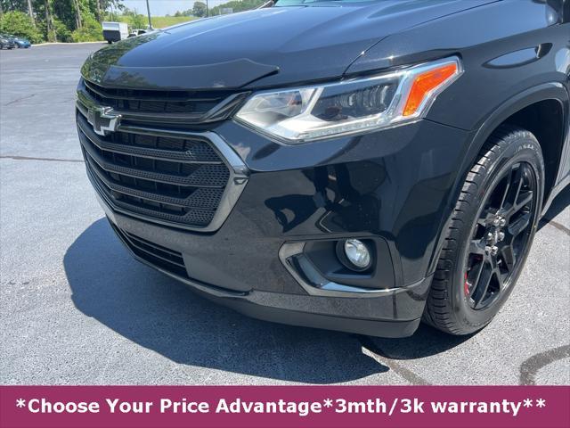 Photo of 2021 Mosaic Black Metallic Chevrolet Traverse